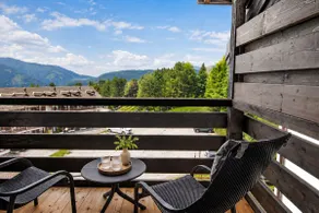 Lucky Fox Loft | 3BR/2BA with Pool - Image 5
