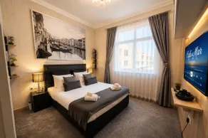 Heart of Lusail 2BR / Private Balcony Retreat - Image 3