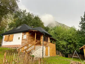 Bat's Cave Hut Transylvania - Rustic Retreat - Image 5