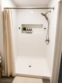 Built in 1904. Everything’s updated! - Image 5