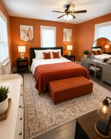 Built in 1904. Everything’s updated! - Image 2