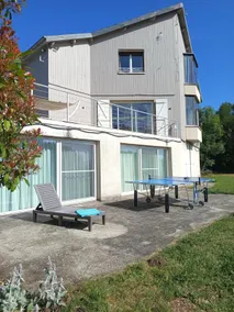 A Haven of Privacy: Hot Tub & Private Garden - Image 2