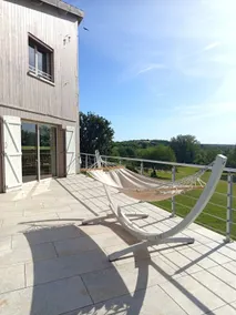 A Haven of Privacy: Hot Tub & Private Garden - Image 3