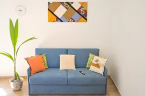 Vacation home with terrace - Image 5