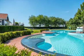 Luxury beach house on the IJssel | Private garden & air conditioning - Image 5