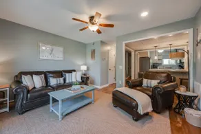 Cozy on Lake Keowee - Image 5
