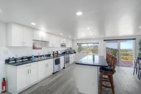 Secluded Hilltop Oasis w/ Panoramic Views - Image 4