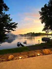 Lakeside at Nest lake - Image 4