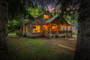 The Historic Hodge House|2BD•2BA|King Beds| - Image 5