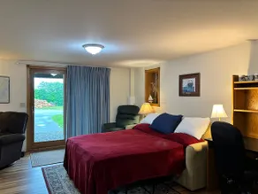 Private Suite in Central Maine - Image 3