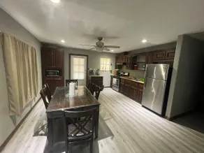 Cozy ranch house in the City of Alton Texas - Image 3