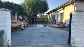Charming House with Pool Near Bordeaux - Image 2