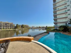 Ocean view penthouse · 5 minutes from the beach by GPS - Image 5