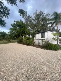 Hotel Style Lakeview Cottage • 3BR • Heated Pool - Image 2