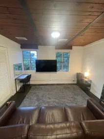 Hotel Style Lakeview Cottage • 3BR • Heated Pool - Image 3