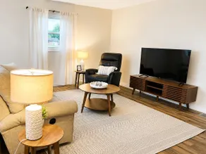 The Calm Retreat • Brand New • 2 Queen BR/1BA - Image 4