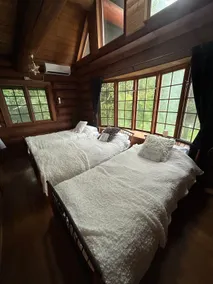 Exceptional log house overlooking Mt. Fuji / Free BBQ with a sauna roof / Extra large theater / Pets allowed / Maximum 10 people / Atami Izu Golf - Image 5