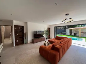 Villa with pool in Clermont l'Hérault - Image 3