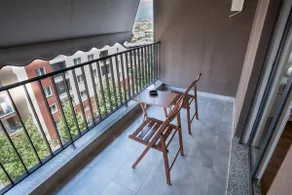 Cozy Apartment Near Airport & Center - Image 3