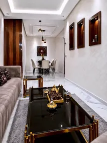 Chic, Modern & Bright Apartment - Image 5