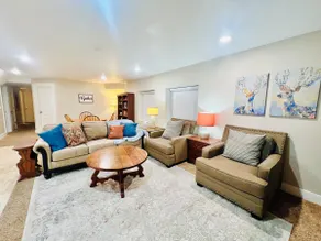 Canyon road cottage - Image 2