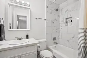 Three Bedroom House in Lake Charles - Image 4