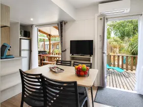 Lagon · Air-conditioned mobile home · 4 people · Sea 10 min away - Image 4
