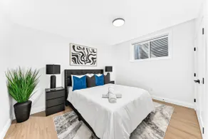 2 BR Premium Suite | Private entrance - Image 3