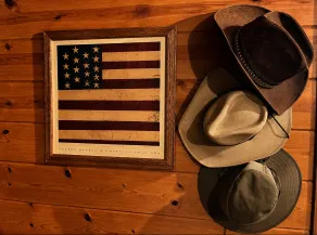 Quaker Freedom Cabin | Historic c1834 Log Cabin - Image 3
