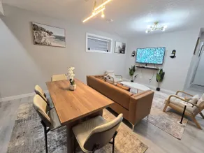 Stylish Luxury Apartment Near CFB Edmonton - Image 2