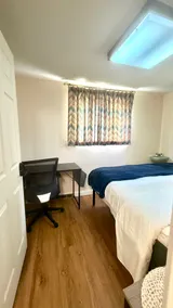Cozy, clean & safe stay near Glen Falls on Main St - Image 4