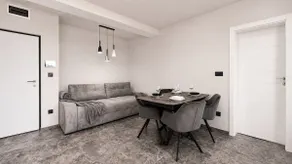 Art Boutique - Private Parking - Image 3