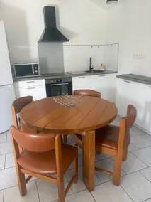 80 m² apartment with outdoor area - Image 2