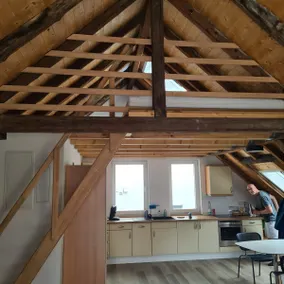 Beautiful loft apartment with large terrace - Image 5