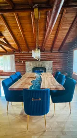 100 year old log house with 5 gorgeous bedrooms - Image 2