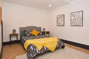 Downtown Harrisburg Chic 1-Bed w/ parking - Image 3