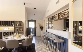 New Prestigious Sea-View Loft at the Entrance to St-Tropez - Image 5