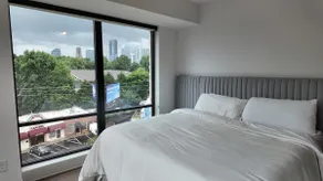 2 bedroom Corner Buckhead Unit - Image 5