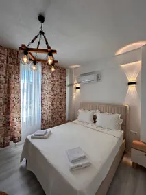 Macaron Nostalji Guesthouse, Bright, Spacious. - Image 3