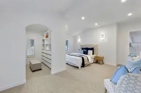 Hampton House - Image 4