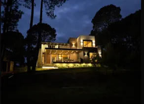 Exclusive Cabin with Private Pool - Image 3