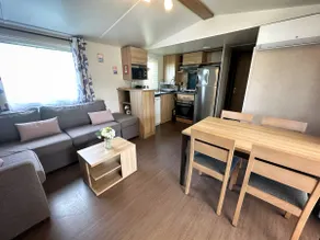 Lovely mobile home in a 4-star residential estate in Les Sables D'Olonne - Image 3
