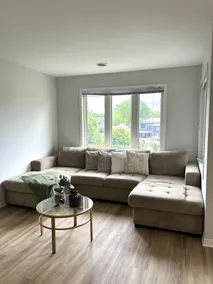Creekside Retreat in Downtown Kemptville - Image 2