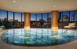Sunset Serenity with Pool, Walk to Marvel Stadium - Image 4
