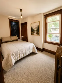Elegant Family Retreat Near - Image 5