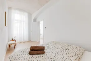 Elegant Riverside Apartment near Dancing House- HN - Image 3