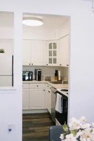 Olney Escape | Free Parking | Near shops & Dinning - Image 4