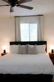 Olney Escape | Free Parking | Near shops & Dinning - Image 2