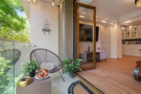 Luxury City Centre Apartment - Image 4