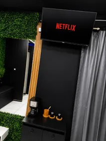 Modern Private Suite - Image 3